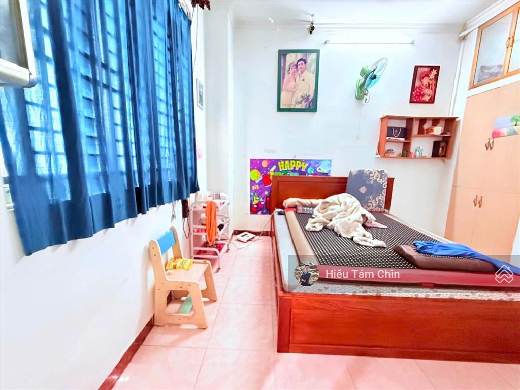 Vinfast vf3 đỗ cửa, 5.1m x 12m x 3 tầng, nhà tốt giá tốt, sổ đẹp, khu văn minh