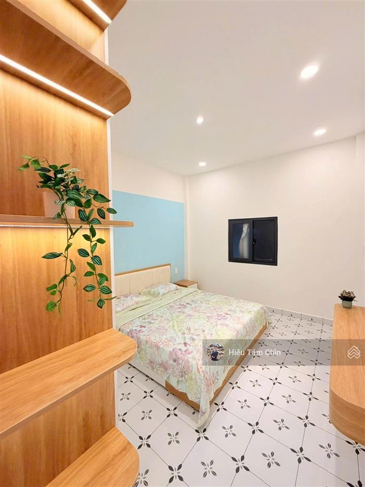 Siêu phẩm ô tô, emart phan văn trị, 43m2, 2 tầng, 3 phòng ngủ