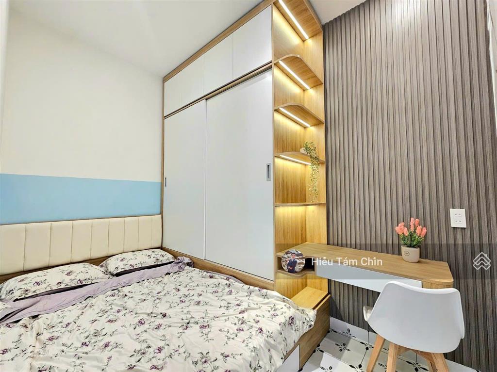 Siêu phẩm ô tô, emart phan văn trị, 43m2, 2 tầng, 3 phòng ngủ