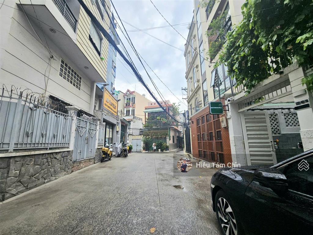 Siêu phẩm ô tô, emart phan văn trị, 43m2, 2 tầng, 3 phòng ngủ