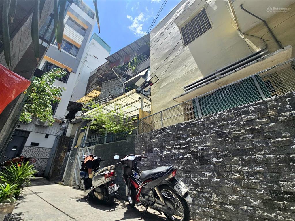 Hiếm có khó tìm, đối diện bidv quận 3, 7,7m x 13m x 3 tầng, vinfast đỗ cửa