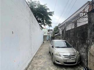 Cực hiếm, ô tô đỗ cửa, 64.6m2, nhà 2 tầng, 4 phòng, cực kỳ an ninh