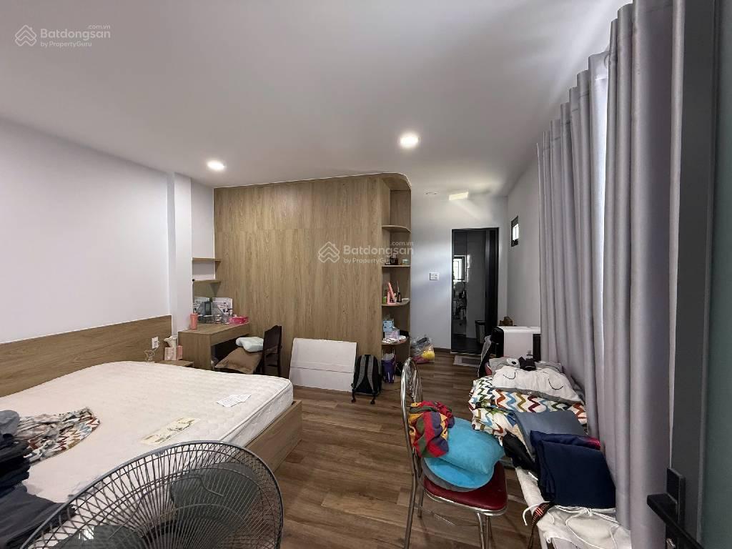 Chủ ng.ộp ra gấp nhà đẹp trịnh quang nghị q8  dtsd=322m2 ngang 8,5m chỉ 24tr/m2  giá 7,8 tỷ