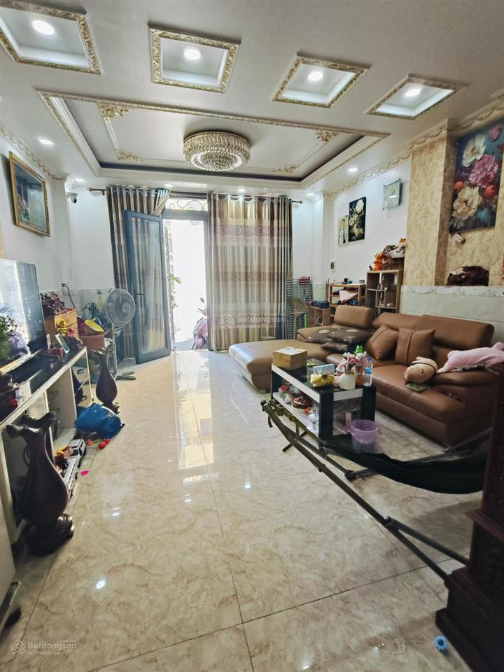 Nhà q8 bùi minh trực, 4 tầng, ngang 4.5m, sân đậu 4 ô tô  hàng hiếm, giá nhỉnh 9 tỷ.