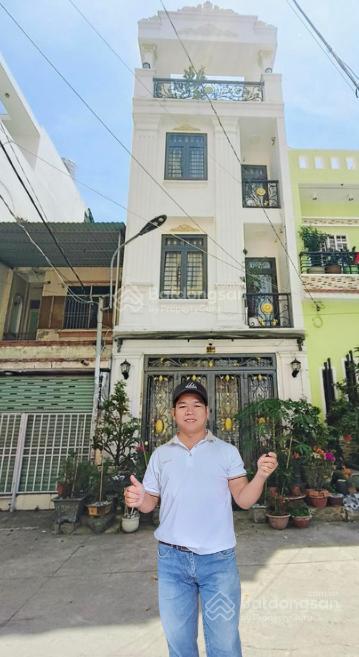 Nhà q8 bùi minh trực, 4 tầng, ngang 4.5m, sân đậu 4 ô tô  hàng hiếm, giá nhỉnh 9 tỷ.