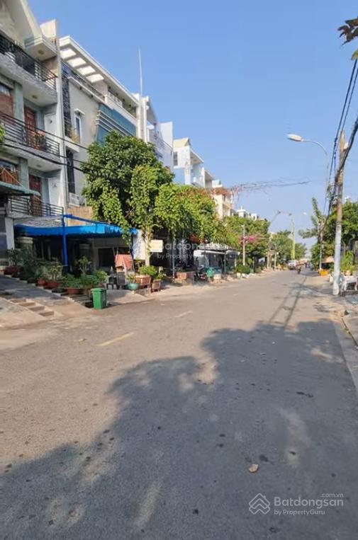 Nhà đẹp 4 tầng  full nội thất cao cấp  đón đầu song hành ql50 thông xe  nhỉnh 8 tỷ