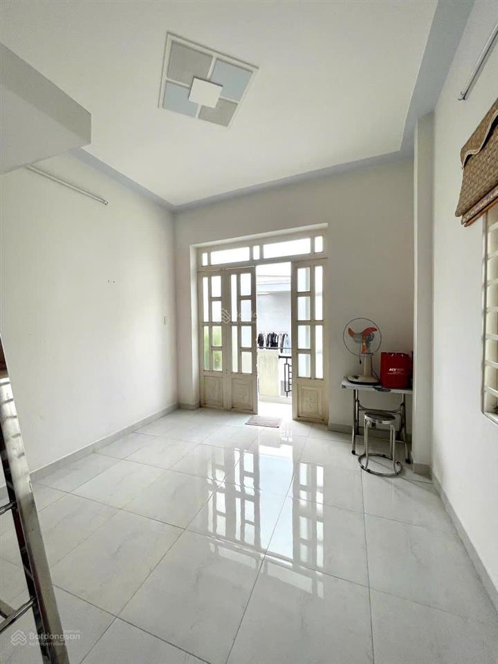 Q8 căn góc 4 tầng thoáng sáng  đường xe hơi tới nhà  tặn full nội thất nhỉnh nhẹ 4 tỷ