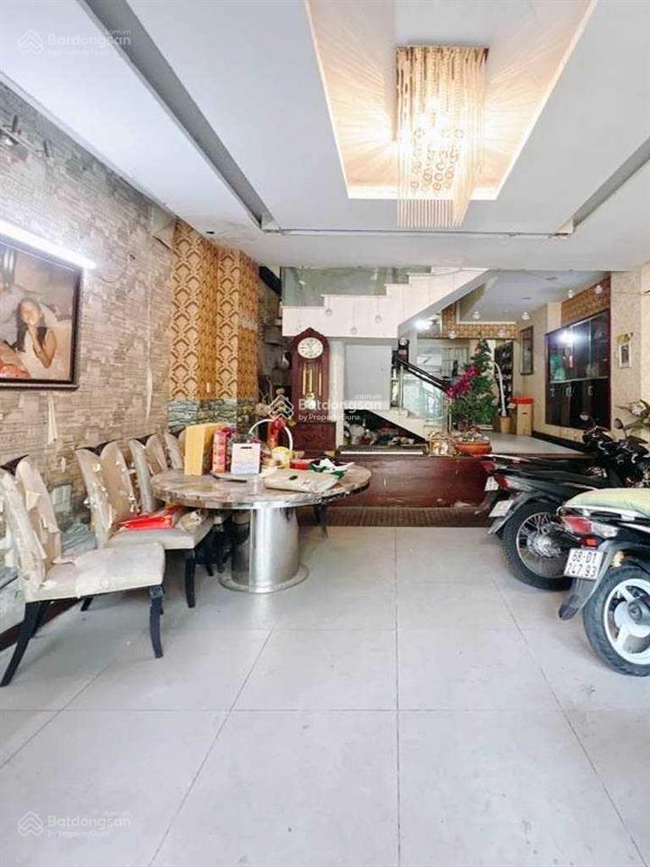 Phạm thế hiển nhà 4 tầng, 90m2 full nội thất cao cấp ô tô vào nhà. nhỉnh 7 tỷ