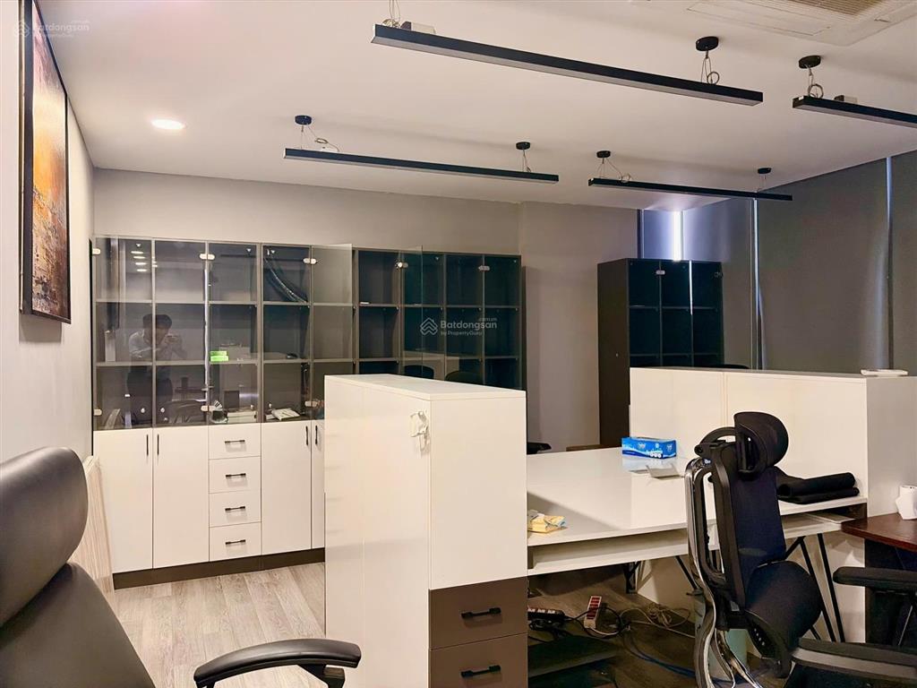 Chính chủ gửi bán duplex d'lusso giá 9tỷ4 đã hoàn thiện 2pn 1 phòng làm việc + sân vườn