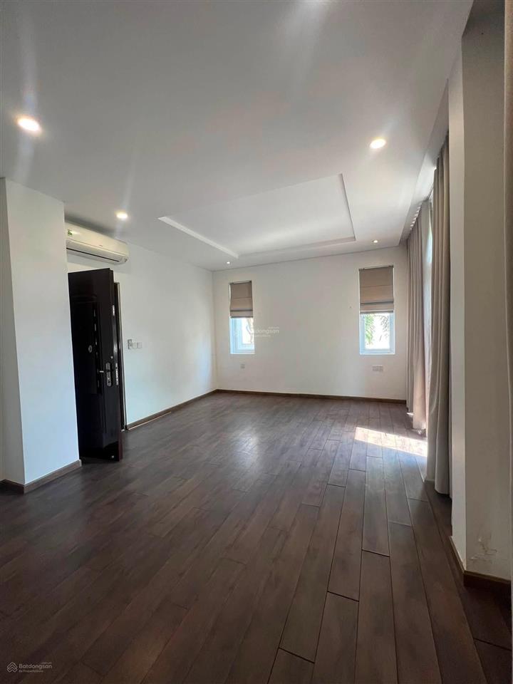 Bán biệt thự 180m2 kdc liên phường gần global city quận 9 giá 23 tỷ