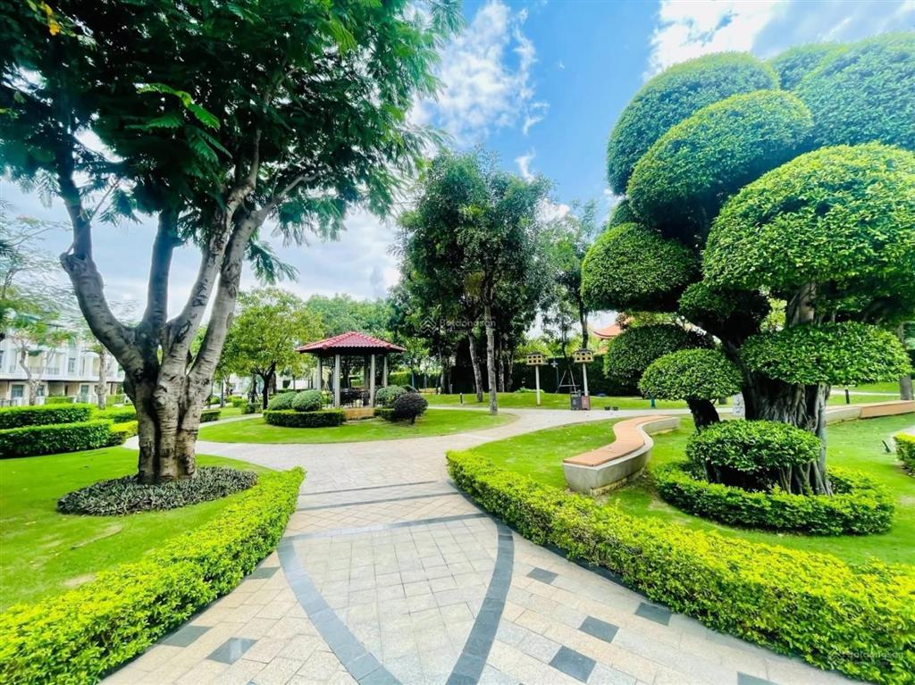 Cho thuê nhà verosa park khang điền đường liên phường quận 9 giá 40tr/tháng