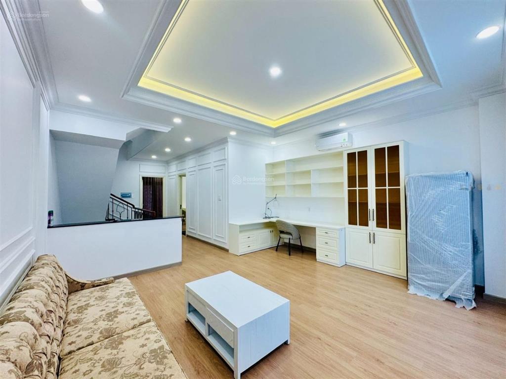 Cho thuê nhà verosa park khang điền đường liên phường quận 9 giá 40tr/tháng