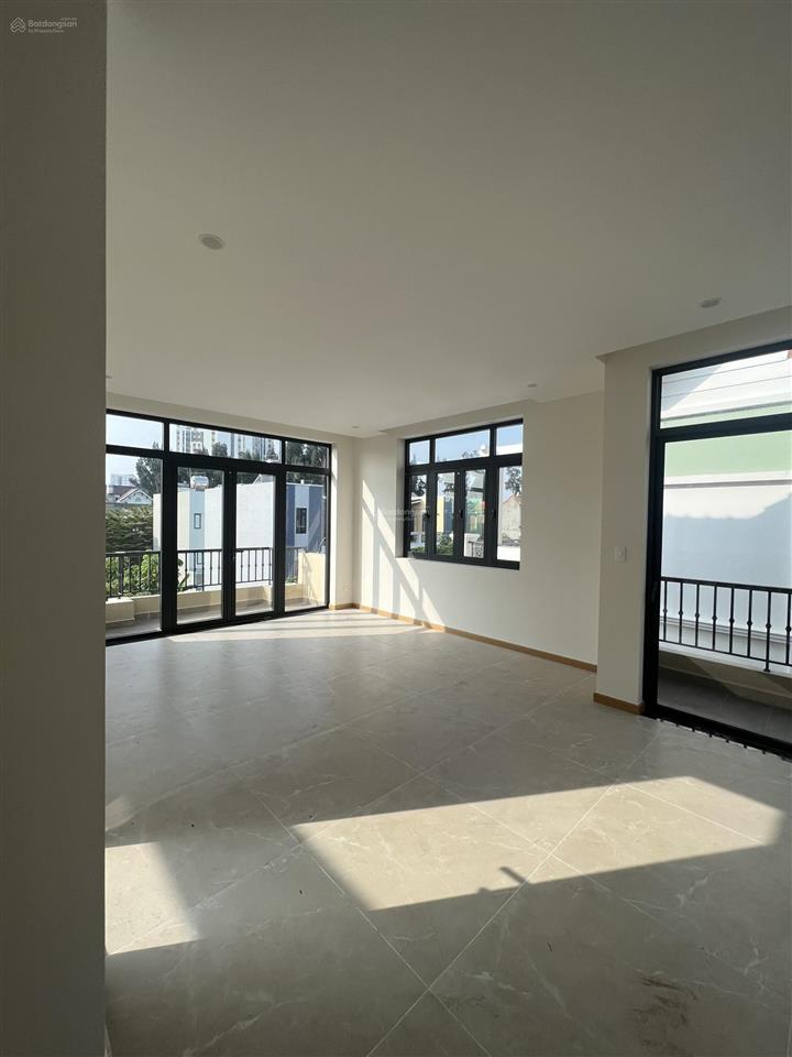 Cho thuê biệt thự mới xây kdc liên phường q9 gần global city giá 35tr/tháng