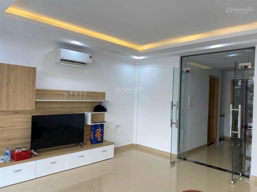 Cho thuê nguyên căn sát mặt tiền liên phường quận 9 gần global city giá 20tr/tháng