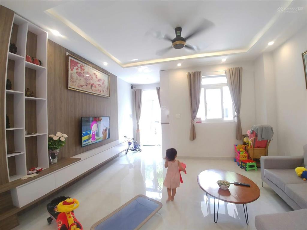 Cho thuê nhà compound liên phường gần global city quận 9 giá 15tr/tháng