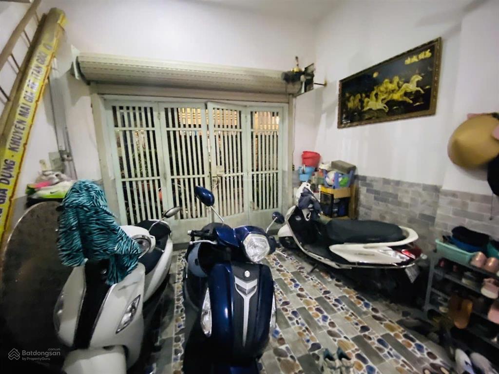 Nhỉnh 6 tỷ  56m2  bà hom  thích hợp mua ở cho thuê (nhà chính chủ)