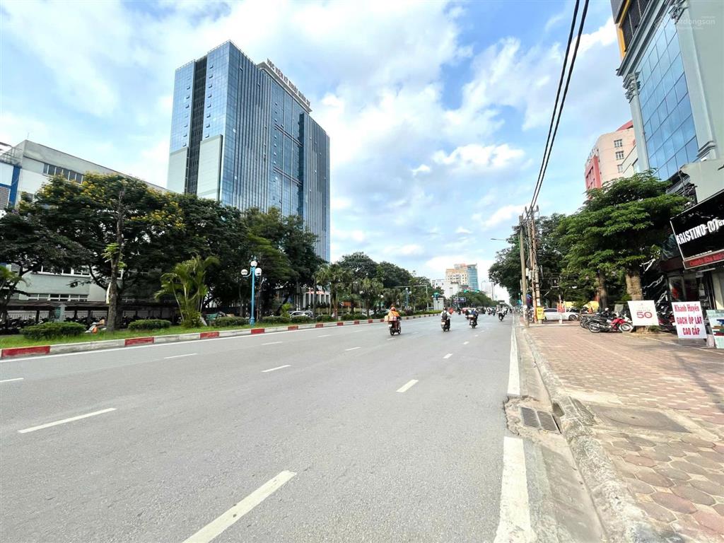 Bán nhà mặt phố 34 tỷ 55m 5 tầng mt 4m vỉa hè 6m ô tô tránh kinh doanh hoàng quốc việt cầu giấy