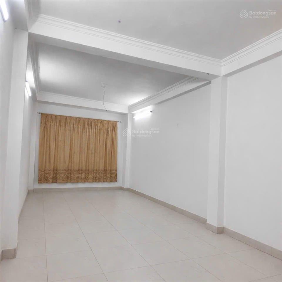 Bán nhà mặt phố 10,3 tỷ 35m 5 tầng mt 3m ô tô tránh kinh doanh cầu noi bắc từ liêm