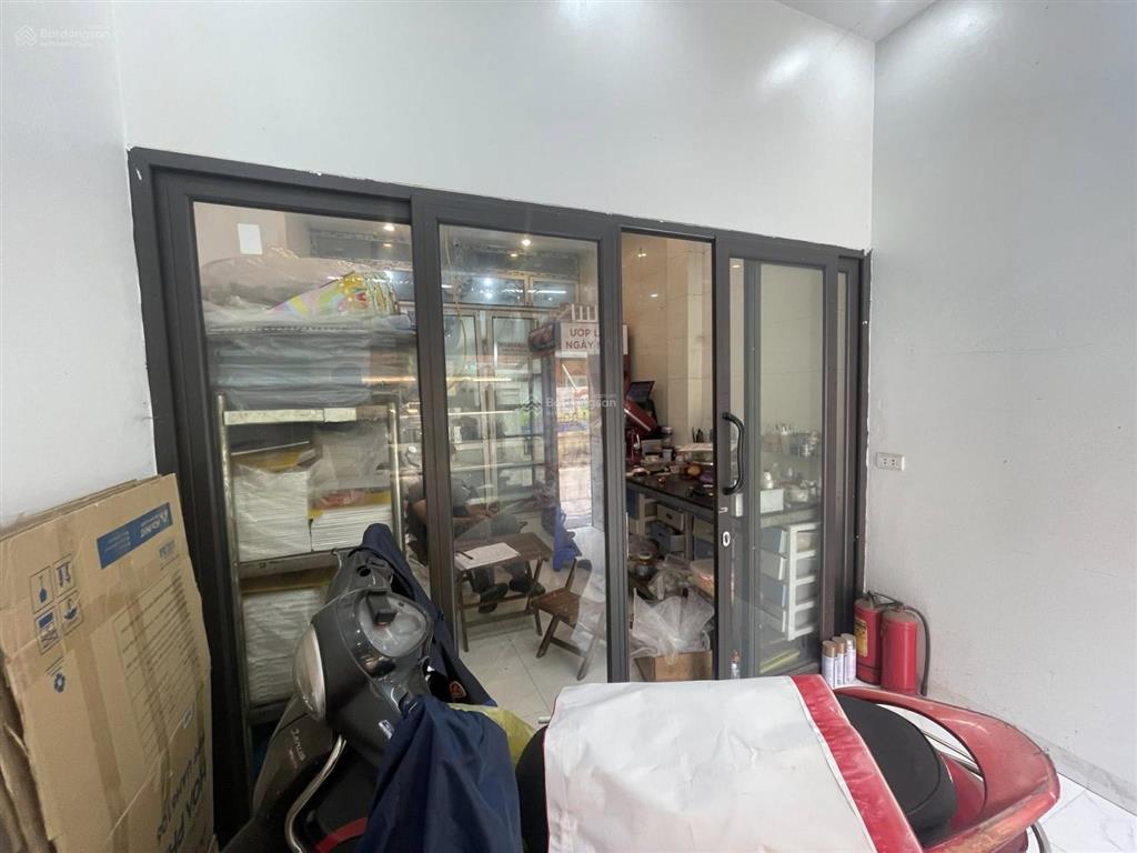 Bán nhà mặt phố 10,3 tỷ 35m 5 tầng mt 3m ô tô tránh kinh doanh cầu noi bắc từ liêm