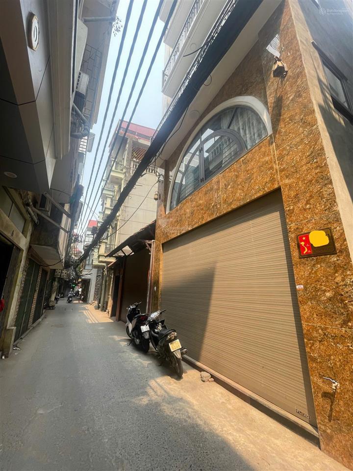 Nhà mặt ngõ lô góc 18 tỷ 40m2 6 tầng mt 5,5m thang máy gara ô tô kinh doanh minh khai hai bà trưng