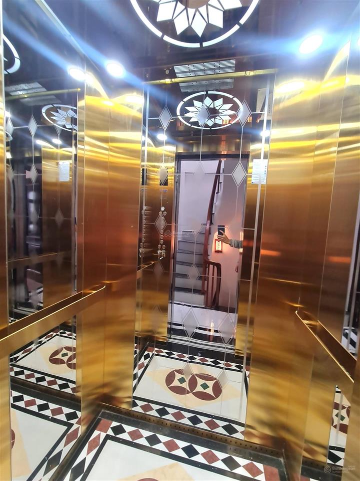 Nhà mặt ngõ lô góc 18 tỷ 40m2 6 tầng mt 5,5m thang máy gara ô tô kinh doanh minh khai hai bà trưng