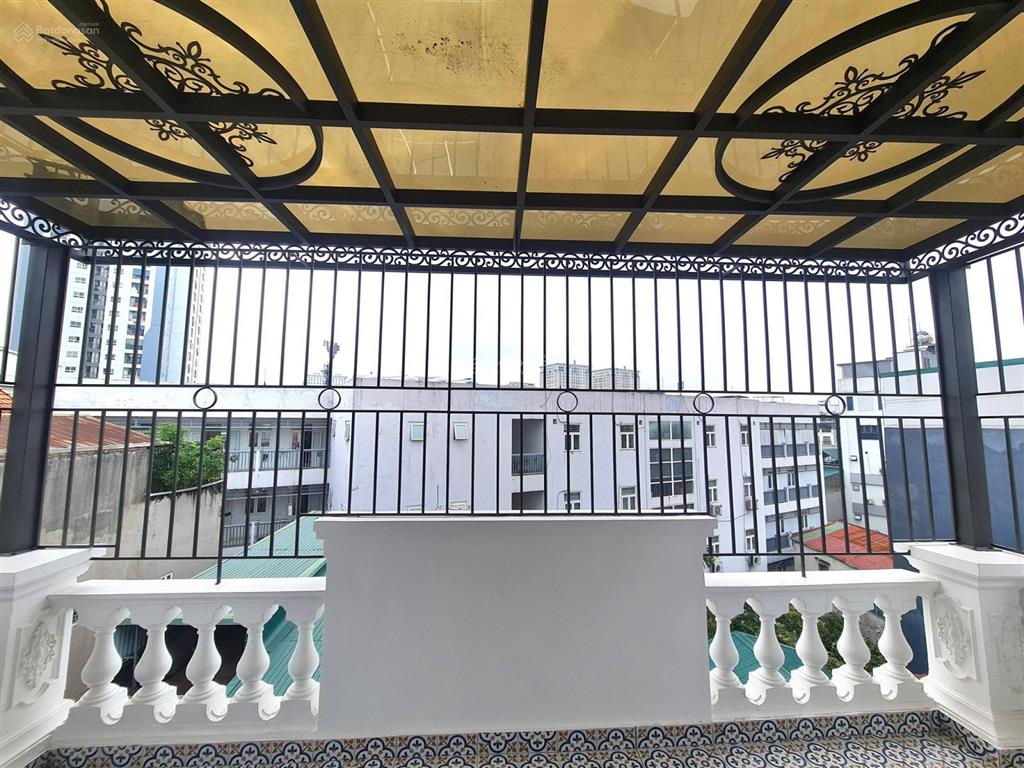 Nhà mặt ngõ lô góc 18 tỷ 40m2 6 tầng mt 5,5m thang máy gara ô tô kinh doanh minh khai hai bà trưng