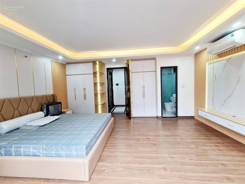 Nhà mặt ngõ lô góc 18 tỷ 40m2 6 tầng mt 5,5m thang máy gara ô tô kinh doanh minh khai hai bà trưng