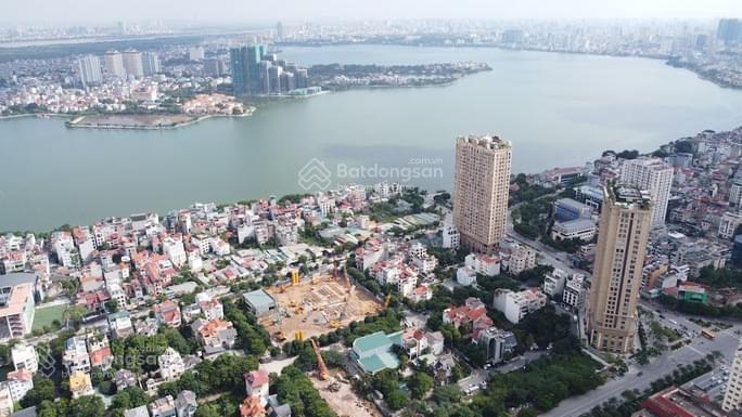 Bán đất lô góc ngay hồ 5m là phố 46 tỷ 105m mt 5,6m ô tô tải vào đất kinh doanh trích sài tây hồ