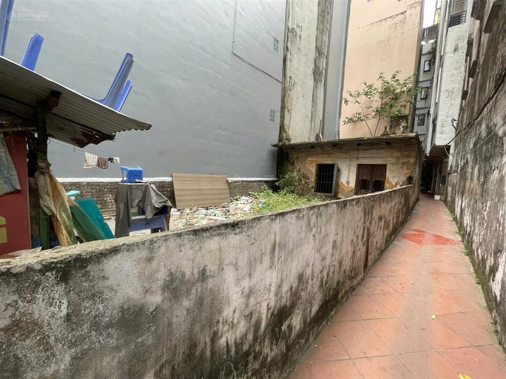 Bán đất lô góc ngay hồ 5m là phố 46 tỷ 105m mt 5,6m ô tô tải vào đất kinh doanh trích sài tây hồ