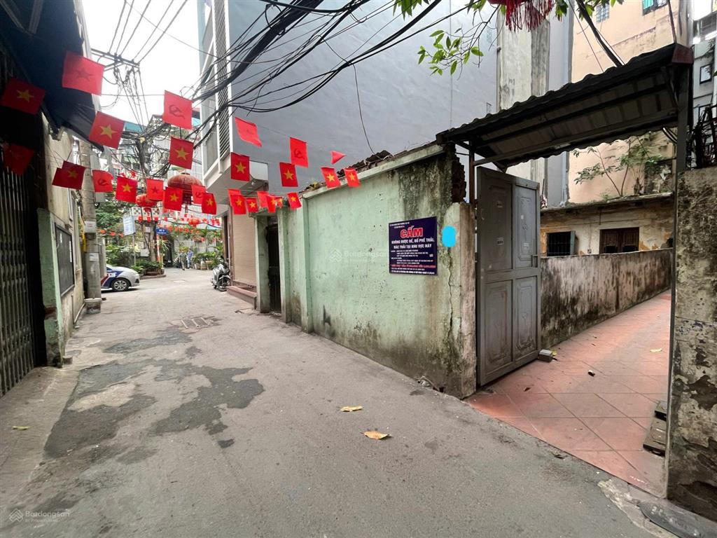 Bán đất lô góc ngay hồ 5m là phố 46 tỷ 105m mt 5,6m ô tô tải vào đất kinh doanh trích sài tây hồ