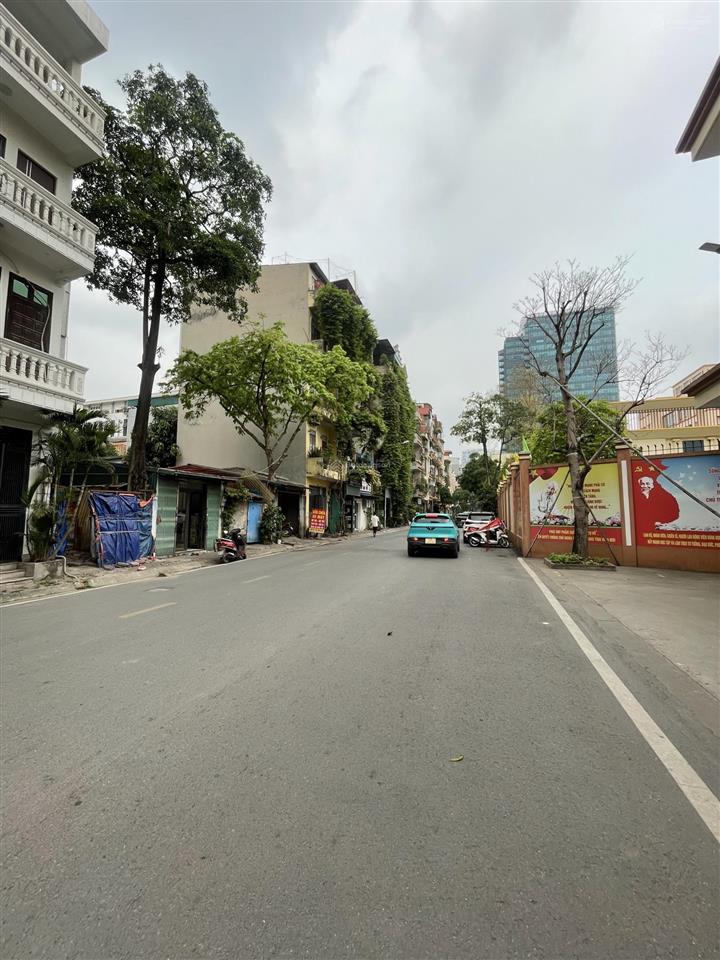 Bán nhà mặt phố 19 tỷ 40m 3 tầng mt 3,7m vỉa hè ô tô tránh kinh doanh hoàng sâm cầu giấy