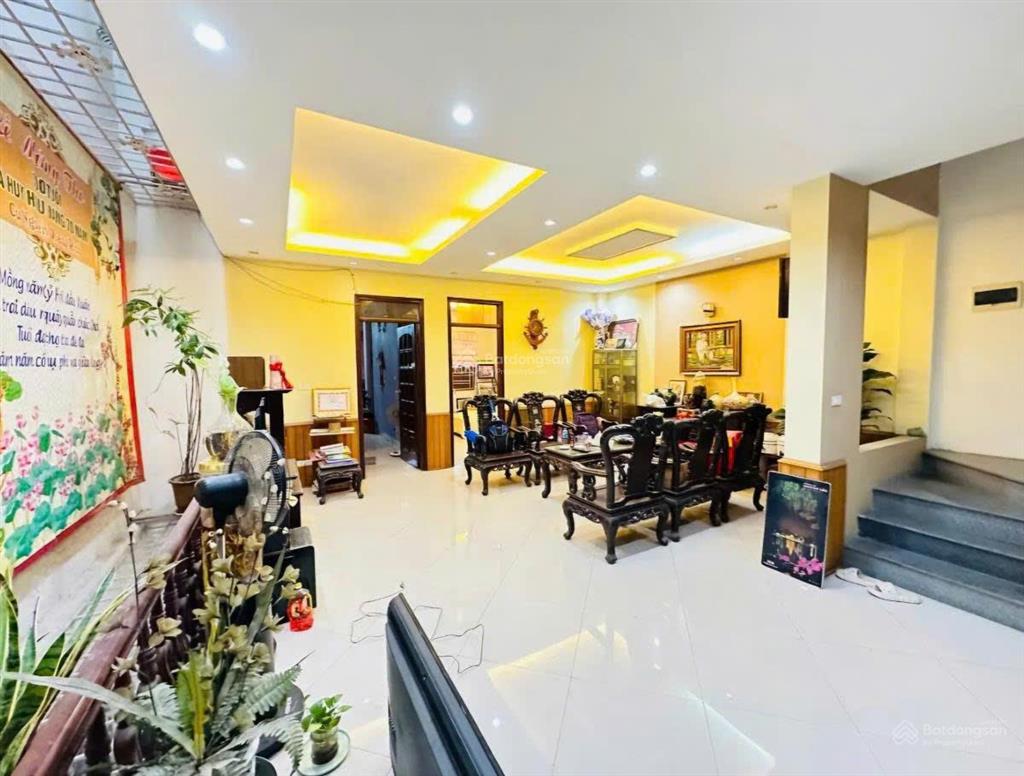 Siêu rẻ nhà mặt phố 32 tỷ 95m 6 tầng mt 6,9m vỉa hè 4 ô tô tránh kinh doanh phú diễn bắc từ liêm