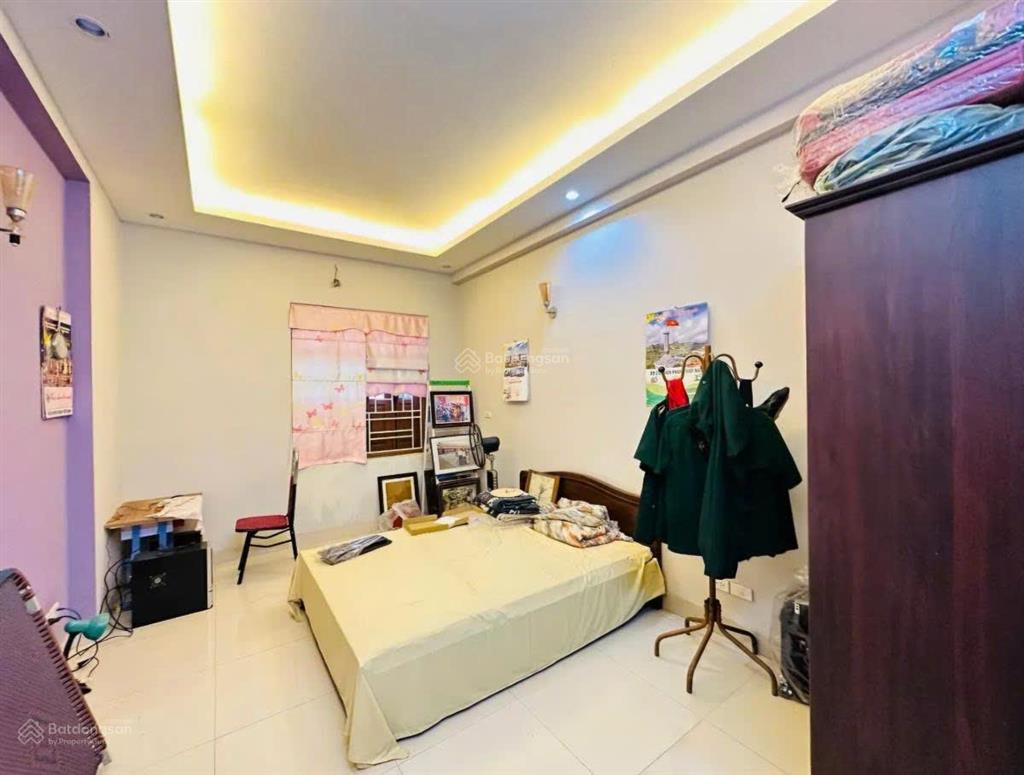 Siêu rẻ nhà mặt phố 32 tỷ 95m 6 tầng mt 6,9m vỉa hè 4 ô tô tránh kinh doanh phú diễn bắc từ liêm