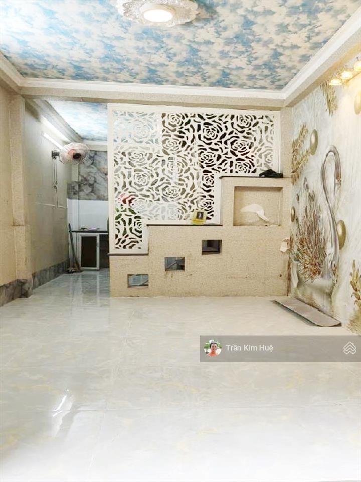 Nhà 2 tầng, cách hxh chỉ 15m, gần phú mỹ hưng, nhỉnh 3 tỷ