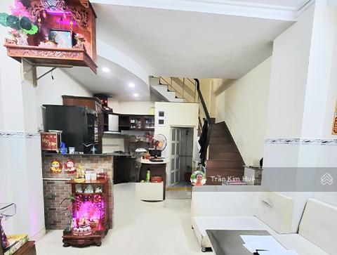 Nhà 5 tầng, 4x8, sát mt trần xuân soạn, quận 7, 5 tỷ nhỉnh