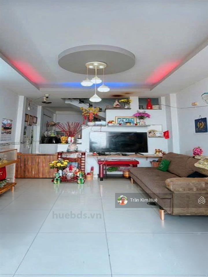 Bán nhà quận 7, 35m2, 2 tầng, ô tô sát nhà, gần lâm văn bền, chỉ 4 tỷ nhỉnh