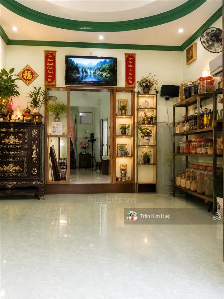 Nhà 3 tầng kiên cố, ngang gần 5m hiếm, 3pn, gần kcx tân thuận, chỉ 4 tỷ nhỉnh