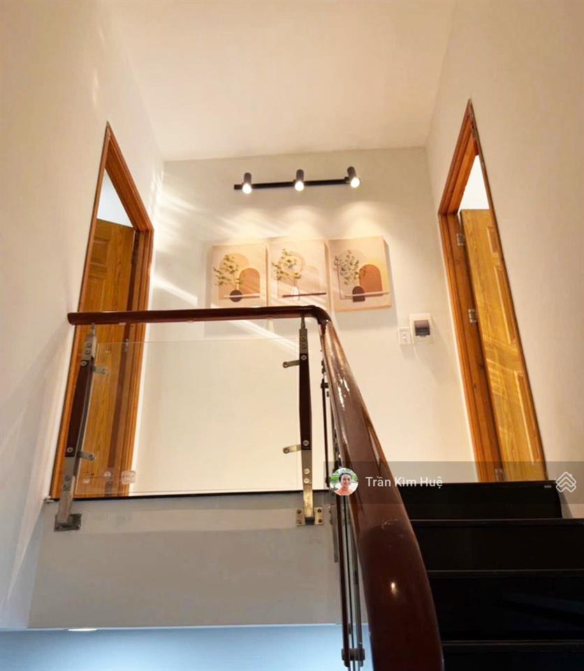 Nhà 2 tầng, 56m2 vuông vức, gần nguyễn thị thập, quận 7, chỉ 5.x tỷ