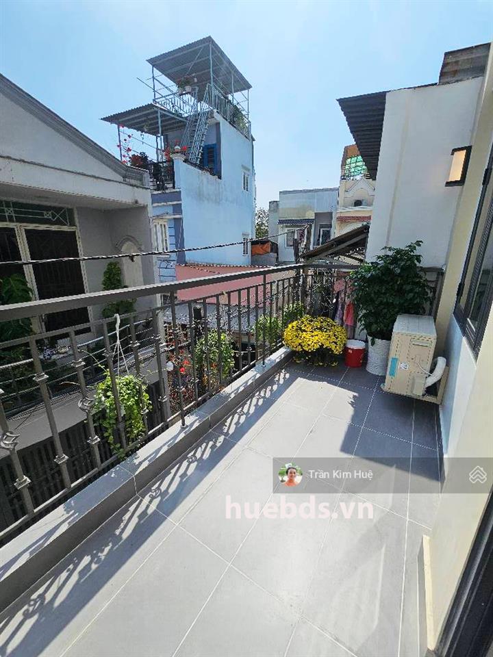 Nhà 4 tầng, 2 mặt thoáng, sát mặt tiền, gần lê văn lương, quận 7, chỉ 5.x tỷ