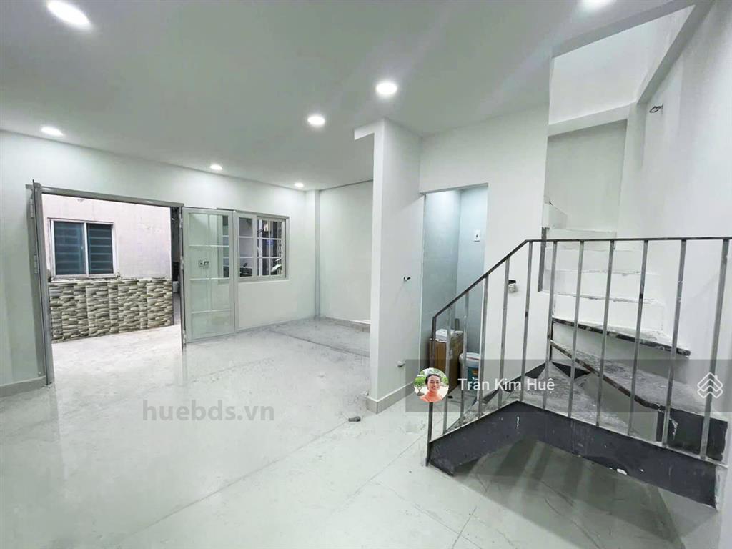 Nhà shr, ở ngay, 2 tầng, 4pn, trần xuân soạn, quận 7, chỉ 3 tỷ 100