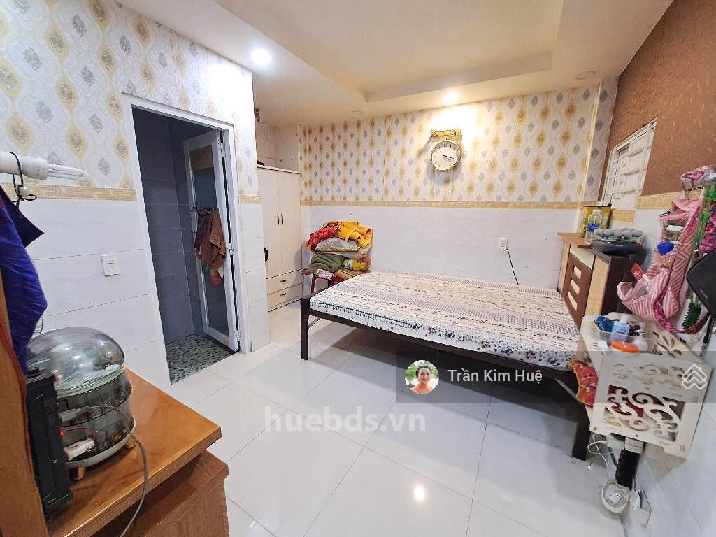 Nhà 2 tầng, ngang 5m, lâm văn bền, quận 7, chỉ 4.x tỷ