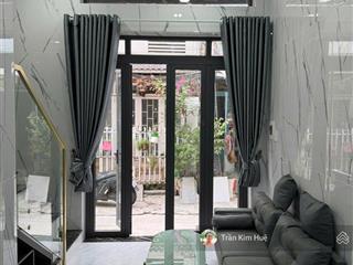 Nhà mới ở ngay, 3 phòng ngủ, gần kcx tân thuận, quận 7, chỉ 3 tỷ nhỉnh