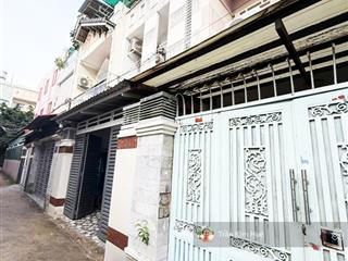 Nhà ngang 4m, có sân để xe, gần nguyễn thị thập, quận 7, chỉ 4.x tỷ