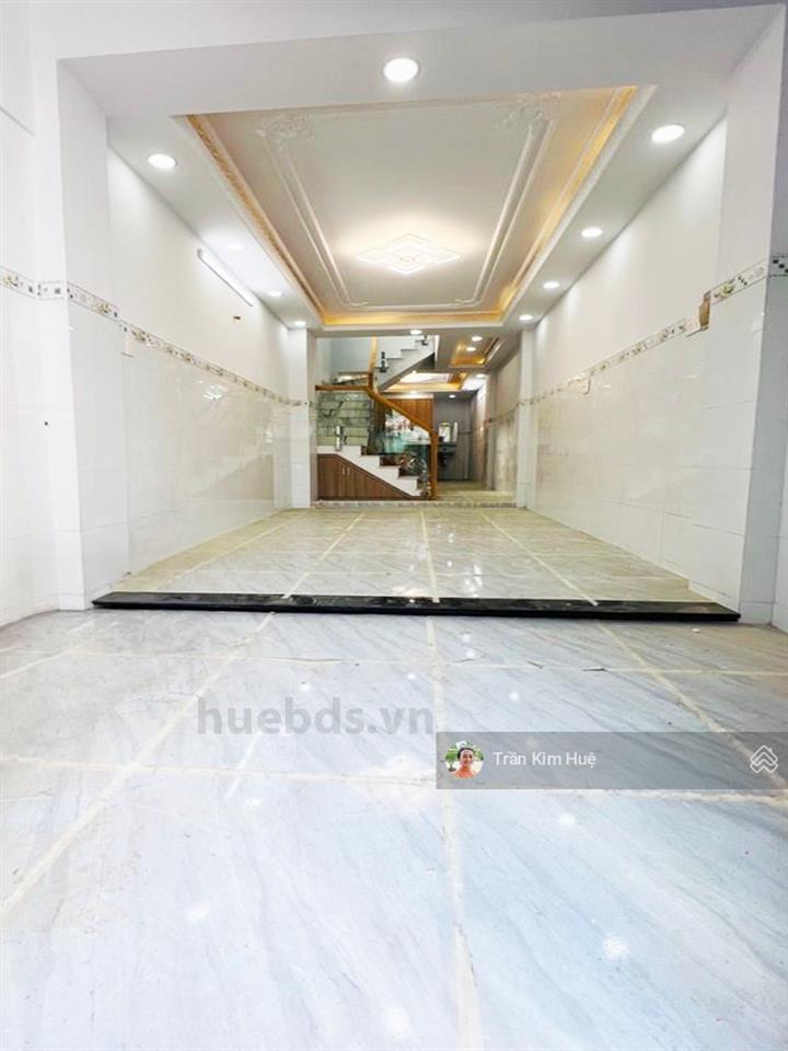 Nhà 2 tầng, ô tô sát nhà, có sân để xe, lâm văn bền, quận 7, chỉ 5 tỷ nhỉnh