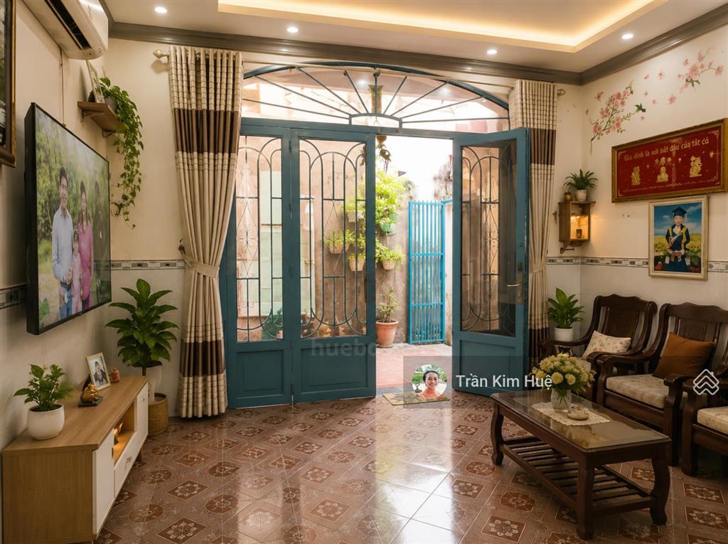 Nhà quận 7, ngang 4.4m, 60m², nở hậu, 5pn, chỉ 3 tỷ nhỉnh