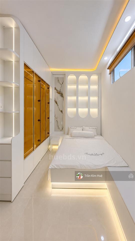 Nhà hxh thông, ngang 5m, ô tô đậu trong nhà, gần nguyễn thị thập, chỉ 9 tỷ nhỉnh