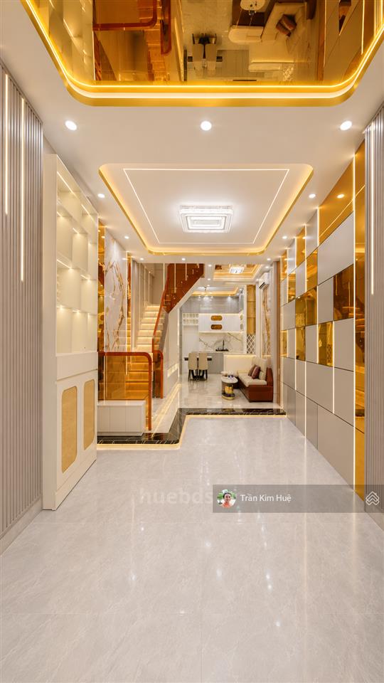 Nhà hxh thông, ngang 5m, ô tô đậu trong nhà, gần nguyễn thị thập, chỉ 9 tỷ nhỉnh