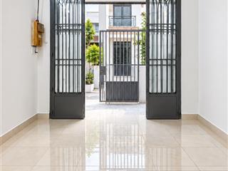 Chỉ 3.55 tỷ, nhà 2 tầng, 30m2, 2pn, nhà trống giao ngay, huỳnh tấn phát q7