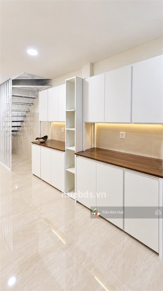 3,29 tỷ, nhà 2 tầng, 41m2, cách mặt tiền chỉ 20m, lâm văn bền, q7