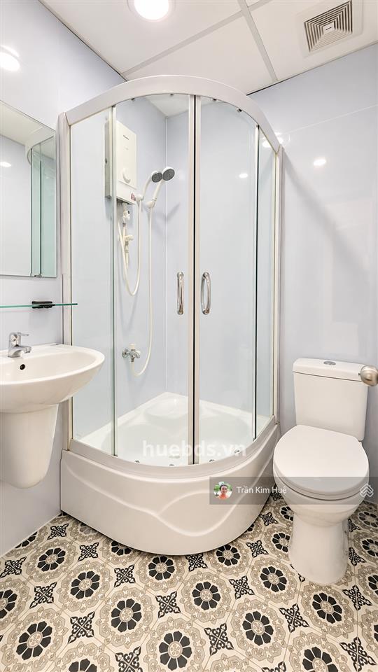 3,29 tỷ, nhà 2 tầng, 41m2, cách mặt tiền chỉ 20m, lâm văn bền, q7
